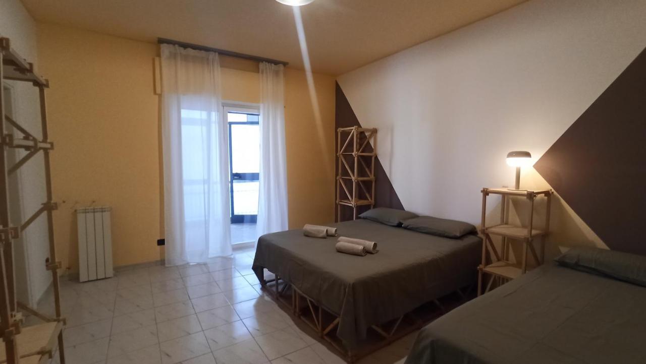 Casa Base Hotel Bari Exterior photo
