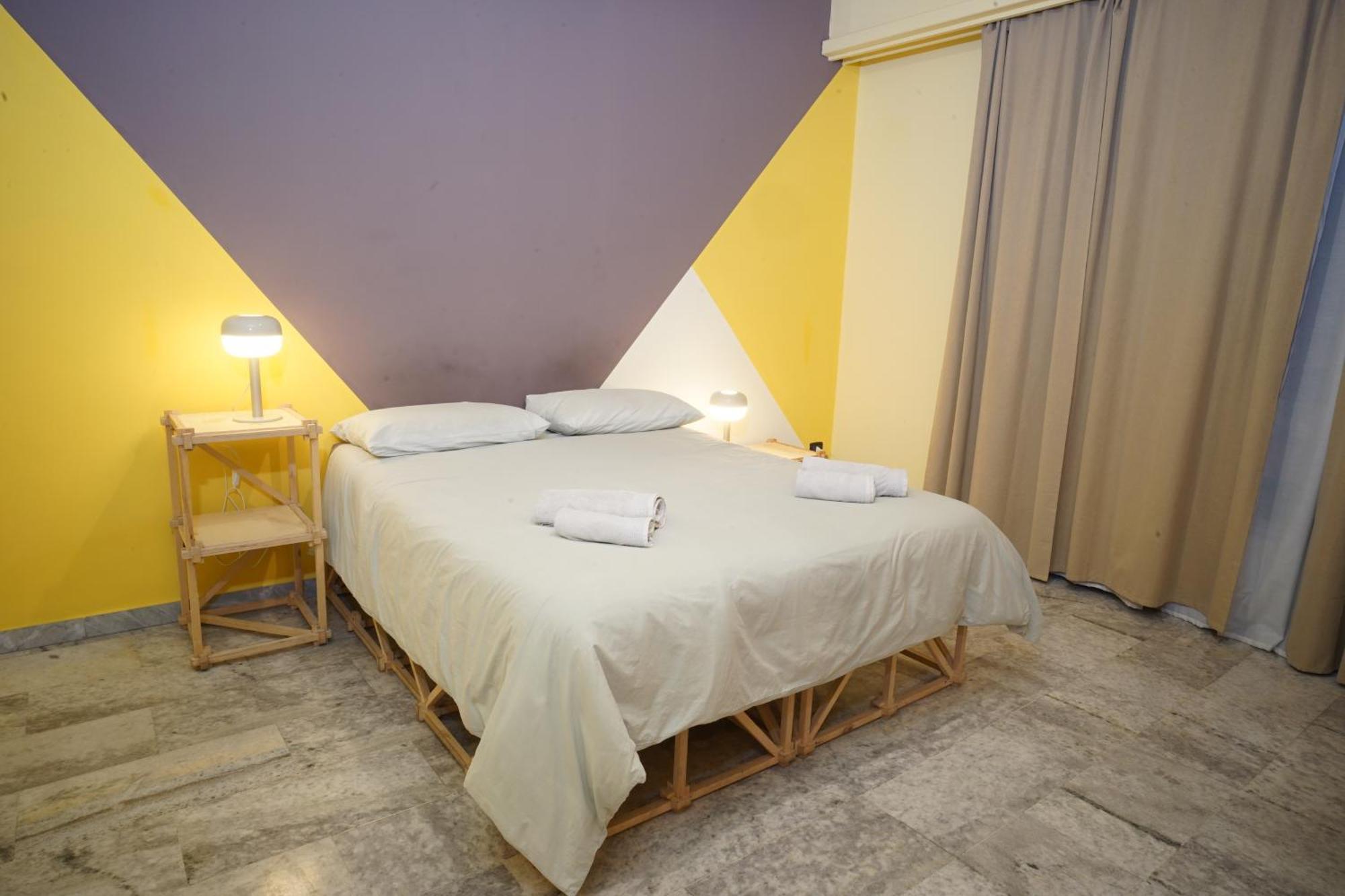 Casa Base Hotel Bari Exterior photo