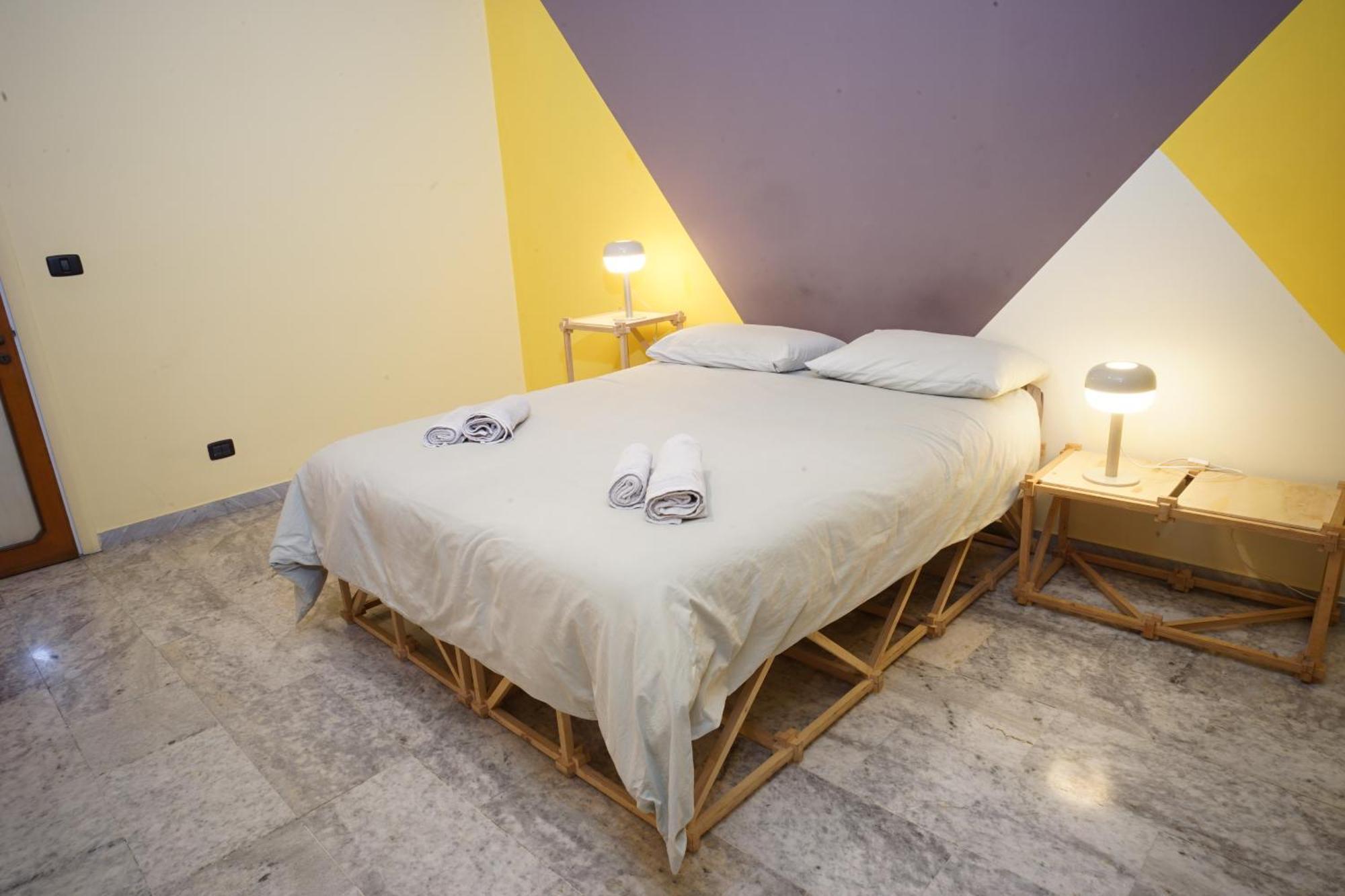 Casa Base Hotel Bari Exterior photo